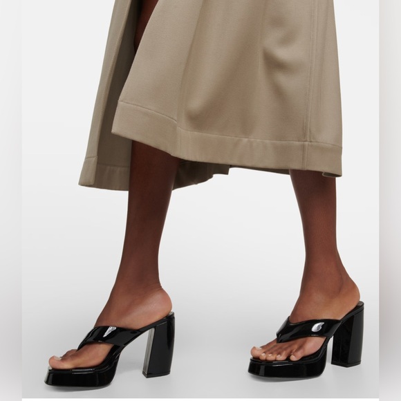 Gia Borghini Shoes - GIA Borghini Black Leather Slip On Thong Sandals Heels Platform (MRSP $475)
